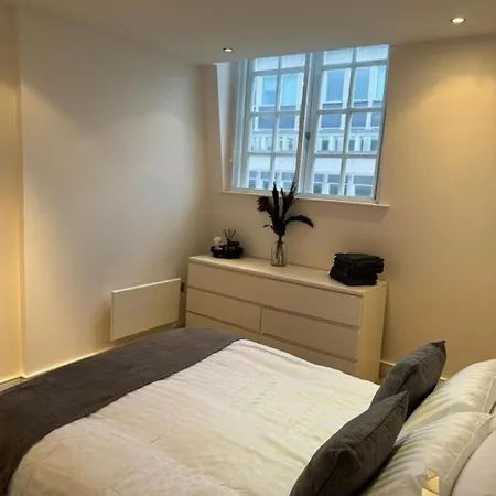 Leeds Escape - 2 Bedroom Penthouse Leeds (West Yorkshire)